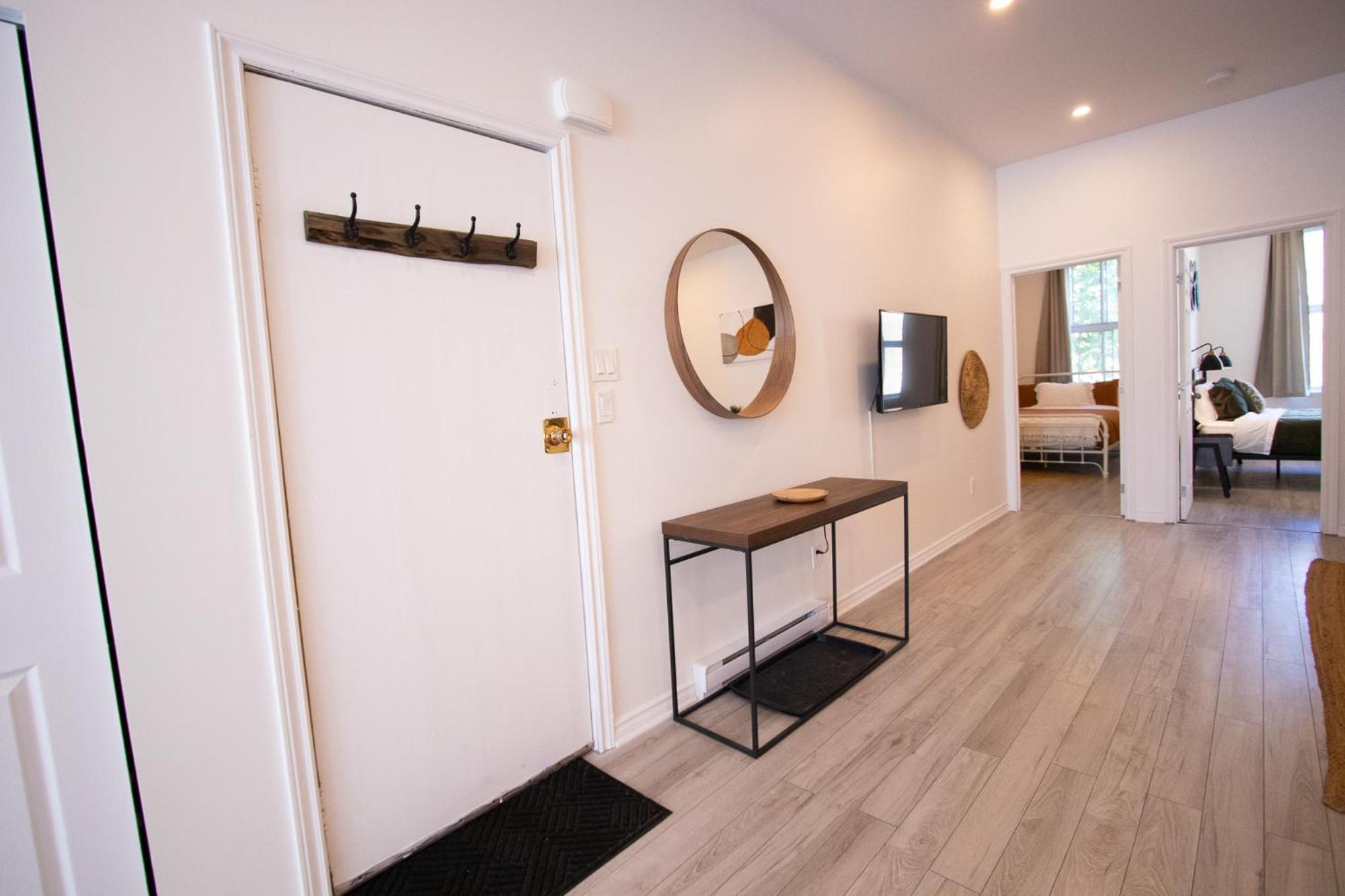 Appartement Africa - Selfcheckin - Plateau - St-laurent Montréal