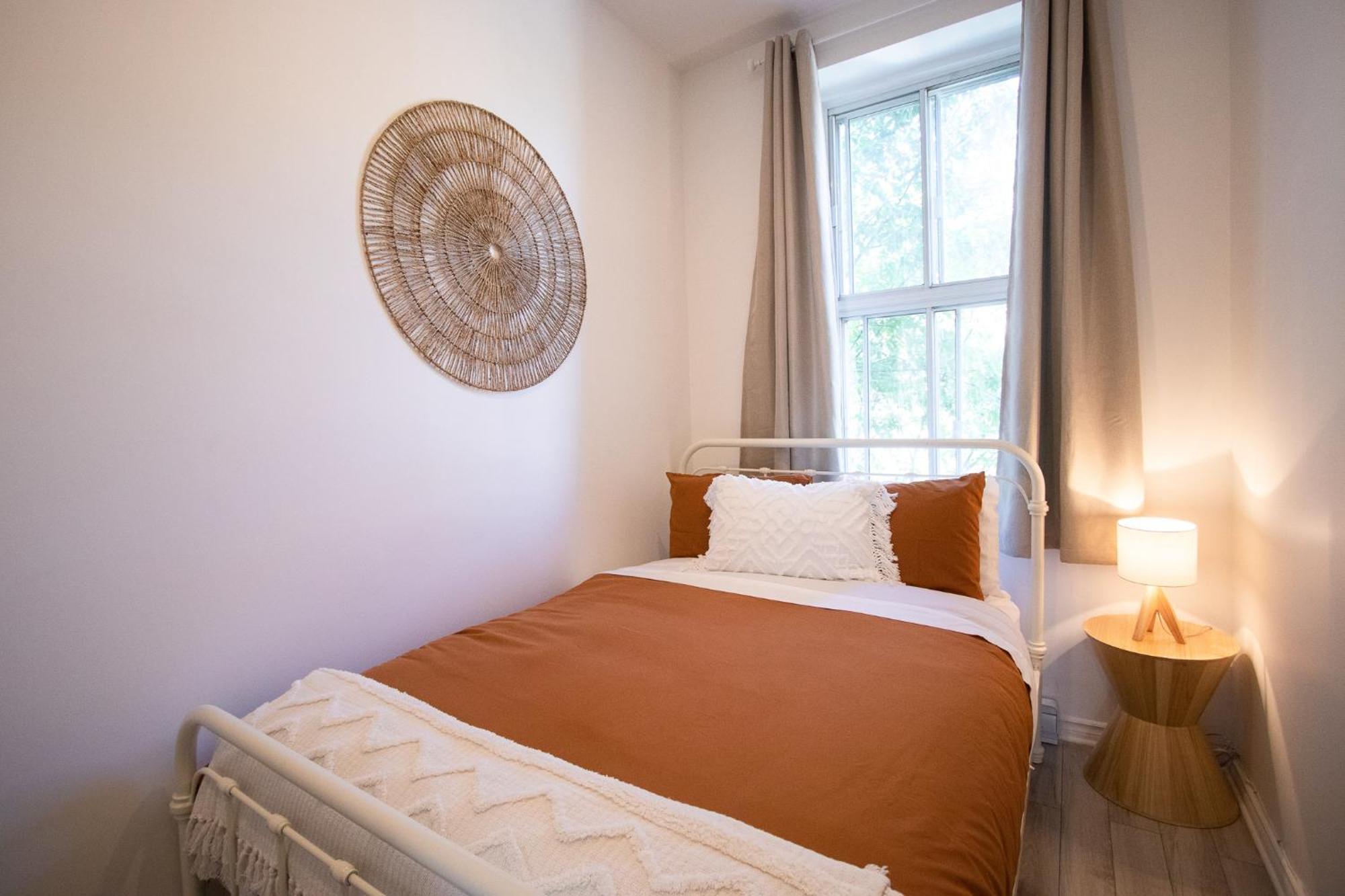 Appartement Africa - Selfcheckin - Plateau - St-laurent Montréal
